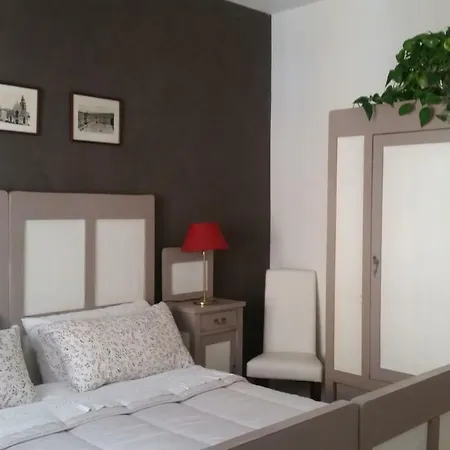 Porporella Bed & Breakfast *
